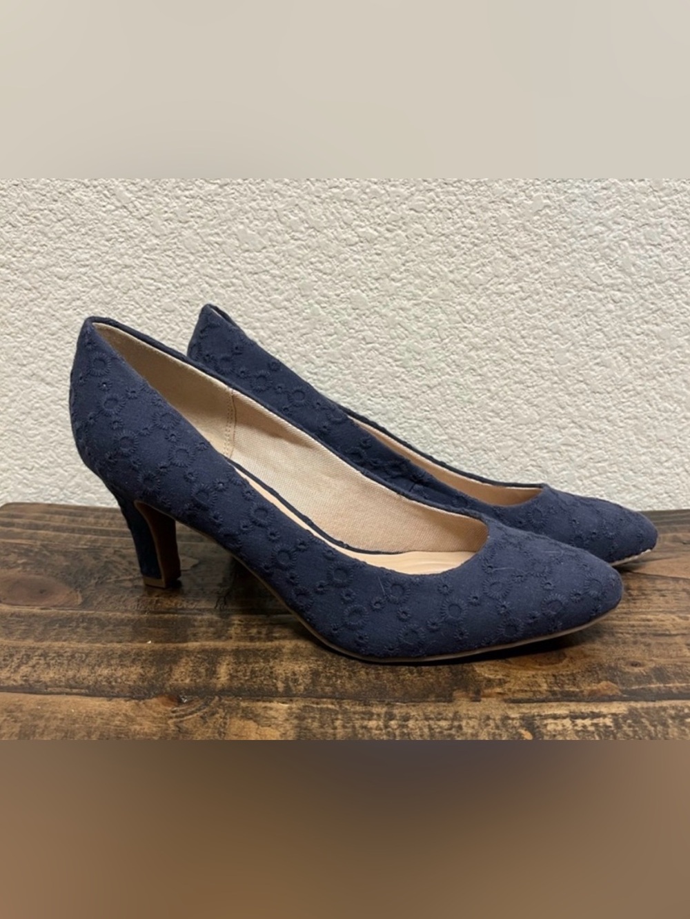 Kelly & Katie Genna Pump - Textured Navy Twill - Brand New No Box Sz 10